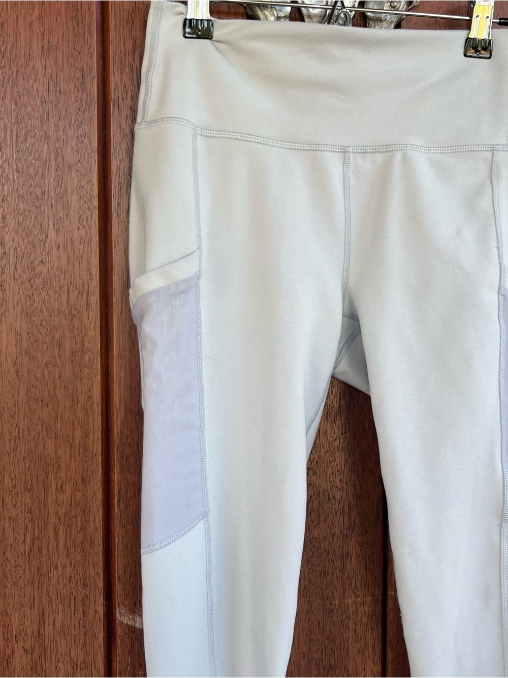 Women’s Powerhold Fabletics Leggings - Picture 2 of 5
